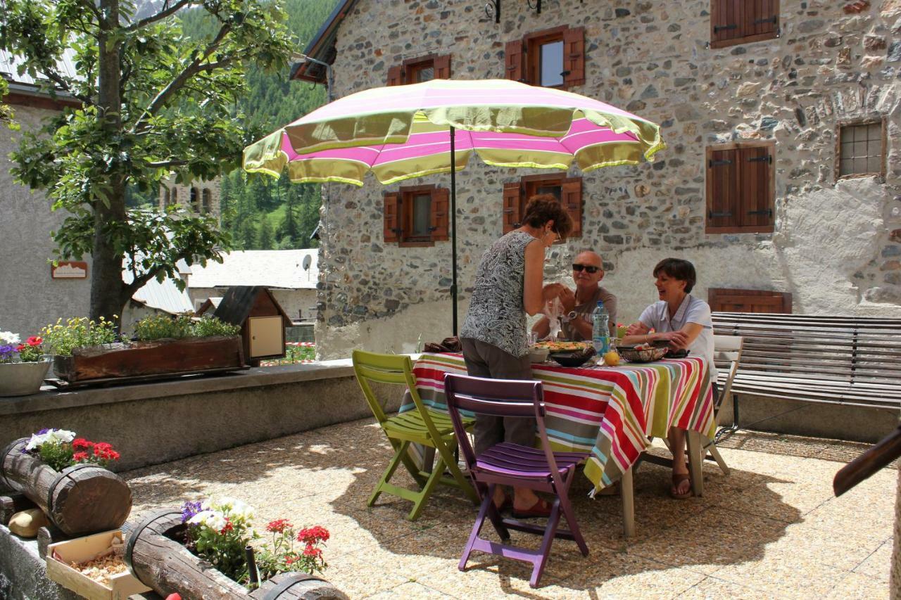 Chez Annie & Marcel Bed & Breakfast Le Monêtier-les-Bains Exterior photo